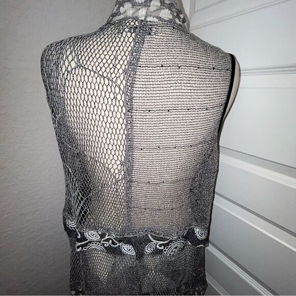 ADORE Cascade Open Front Crochet Lagenlook Sleeveless Vest - Picture 4 of 14